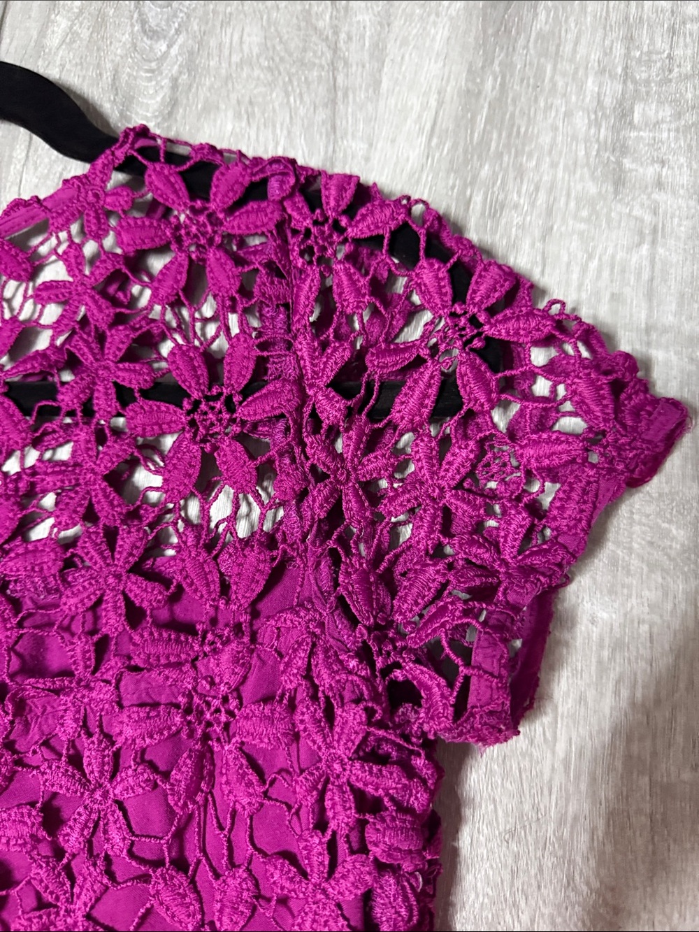 Hollister Magenta crochet Lace Short Sleeve knee length Dress - Picture 5 of 7
